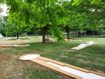 Mini golf du Camping de l'Isle aux Moulins