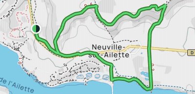 Au-dessus des creuttes de Neuville