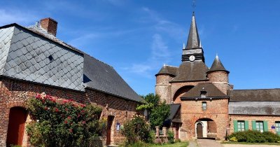 Le chemin de la brique et du torchis