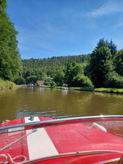 Vintage boat - location de bateaux sans permis