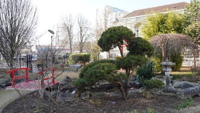 Square japonais Phillippe Decourtray