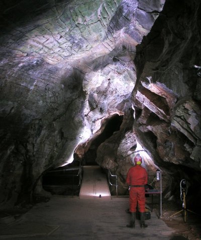 Du toit des grottes à la Mouge