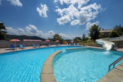 Piscine de plein-air chauffée
