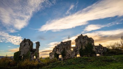 Vestiges du château de la Tour-du-Meix