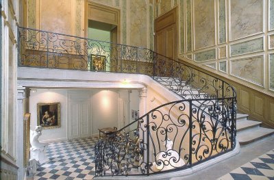 Musée d'Art Hôtel Sarret de Grozon