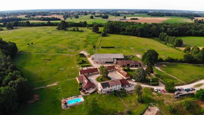 Domaine de la Loge - École d'équitation