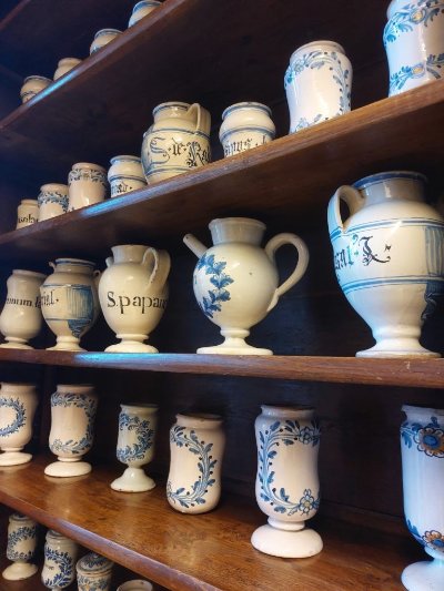 Apothicairerie de l'hôpital d'Arbois