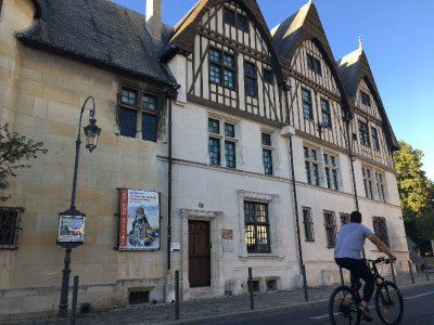 Musée-Hôtel Le Vergeur - Maison Hugues Krafft