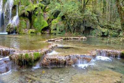 La Résurgence de la Grotte des Planches