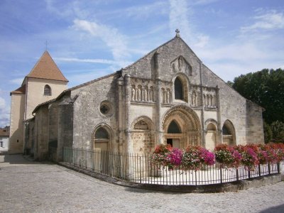 Église prieurale Saint-André