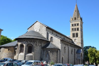 Cathédrale Notre-Dame du Réal