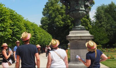 Visites Guidées avec Interprètes - Helène Felci