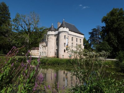 A l'Affut de la faune sauvage sur la boucle du Polissoir dans la forêt de Campagne