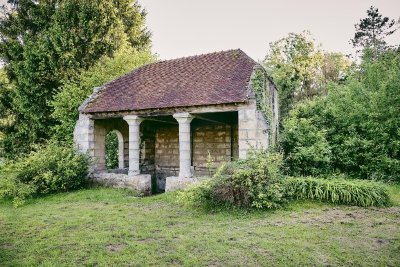 Eglise et lavoir de Septvaux