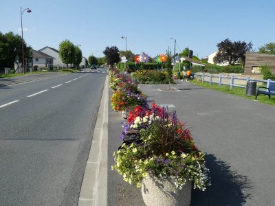 PRIX LES MEZIERES, Village Fleuri "3 Fleurs"