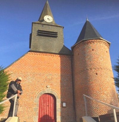 Église fortifiée Saint-Michel (vue extérieure)