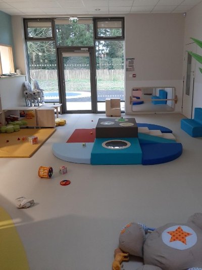 Aire de jeux enfants à Vignacourt