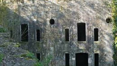 Les ouvrages fortifiés : OUVRAGES DE LA CRETE DE POUILLEY-LES-VIGNES (1889-1891)