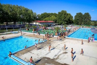 Piscine plein air de Chalezeule