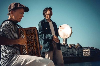 Visite Nocturne : Messages en façade