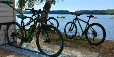 Trottinette tout terrain électrique  Lac des Settons Morvan - ACTIVITAL