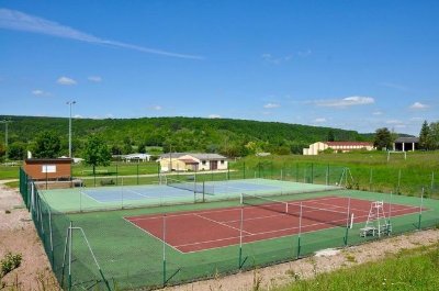 Terrains de Tennis à Varzy