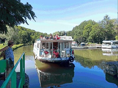 Séjours itinérants en péniches : Association Découvertes