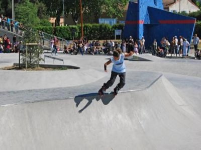 La Crau-Pole (équipement sportif polyvalent)