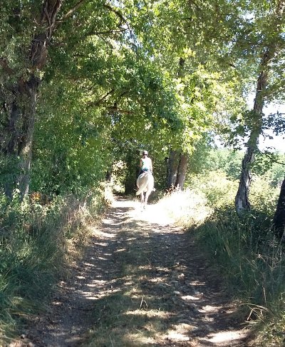 Cailladelles, du pech à la vallée de la Lède