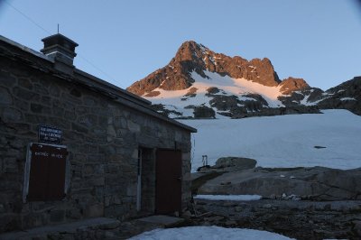 Le refuge d'Arrémoulit depuis la gare d'arrivée du Train d'Artouste