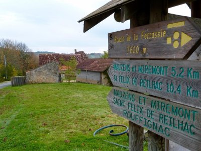 Boucle de la Ferrassie n° 26 / Savignac de Miremont