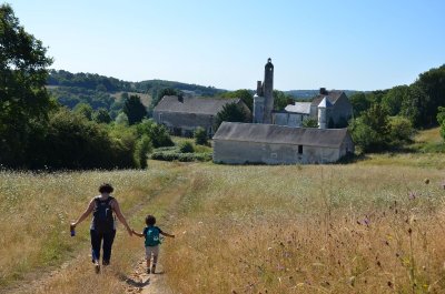 SENTIER DE RANDONNÉE LA VALLÉE DE LA MAULNE À BROC