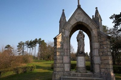 Tour de la butte de Corton