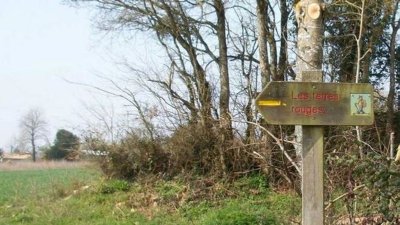 Sentier Les Trois Saints