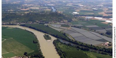 Pech de Berre, points de vue sur les vallées du Lot et de la Garonne