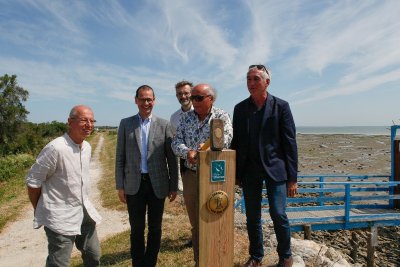 Le sentier du littoral au Château d'Oléron