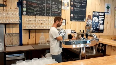 Bar de la brasserie artisanale La Boussole