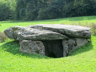 Dolmen de la Cave aux fées