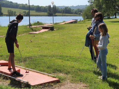 MINI GOLF - LAC TERRE D'AUGE