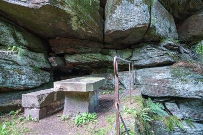 Rocher et table de la Paie