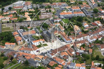 FERME ÉQUESTRE LA BOURIONNERIE