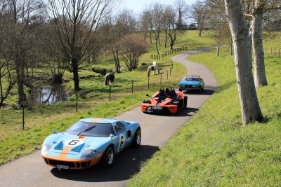 Conduire des véhicules de légendes et de collections