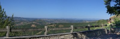 Point de vue, table d'orientation et tables de pique-nique de "la Croix de Bel" à Goutrens