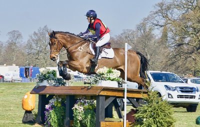 Le tour du Pôle du Cheval et de l'Âne