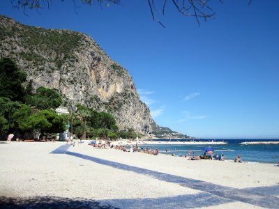 Plage de la Petite Afrique