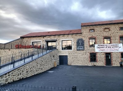 Autour d'un verre bar à vin