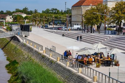 Balade à roulettes : Les quais de Libourne