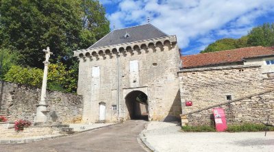Id Vizit - Jeux de piste pour enfant : Barthélémy de Montsaugeon et le Moyen-Age