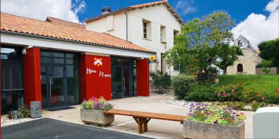 Bibliothèque de Loubillé