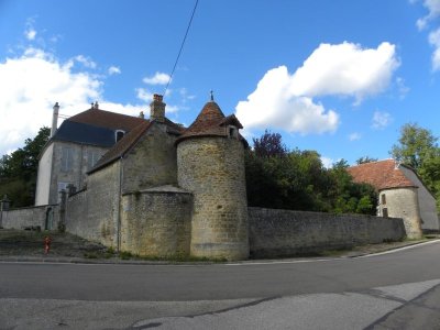 CHATEAU XVIIIe SIECLE DE CHANGEY
